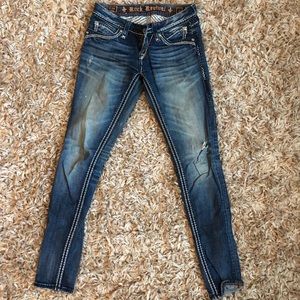 ROCK REVIVAL JEANS • size 26 • Charlotte Skinny